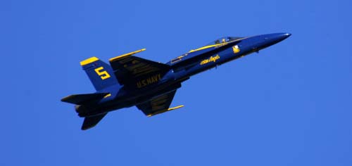 美国蓝天使飞行表演队